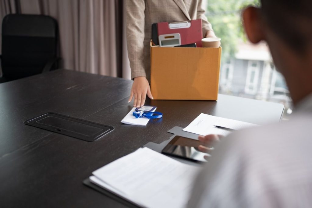 İşten Çıkarma Tazminatı